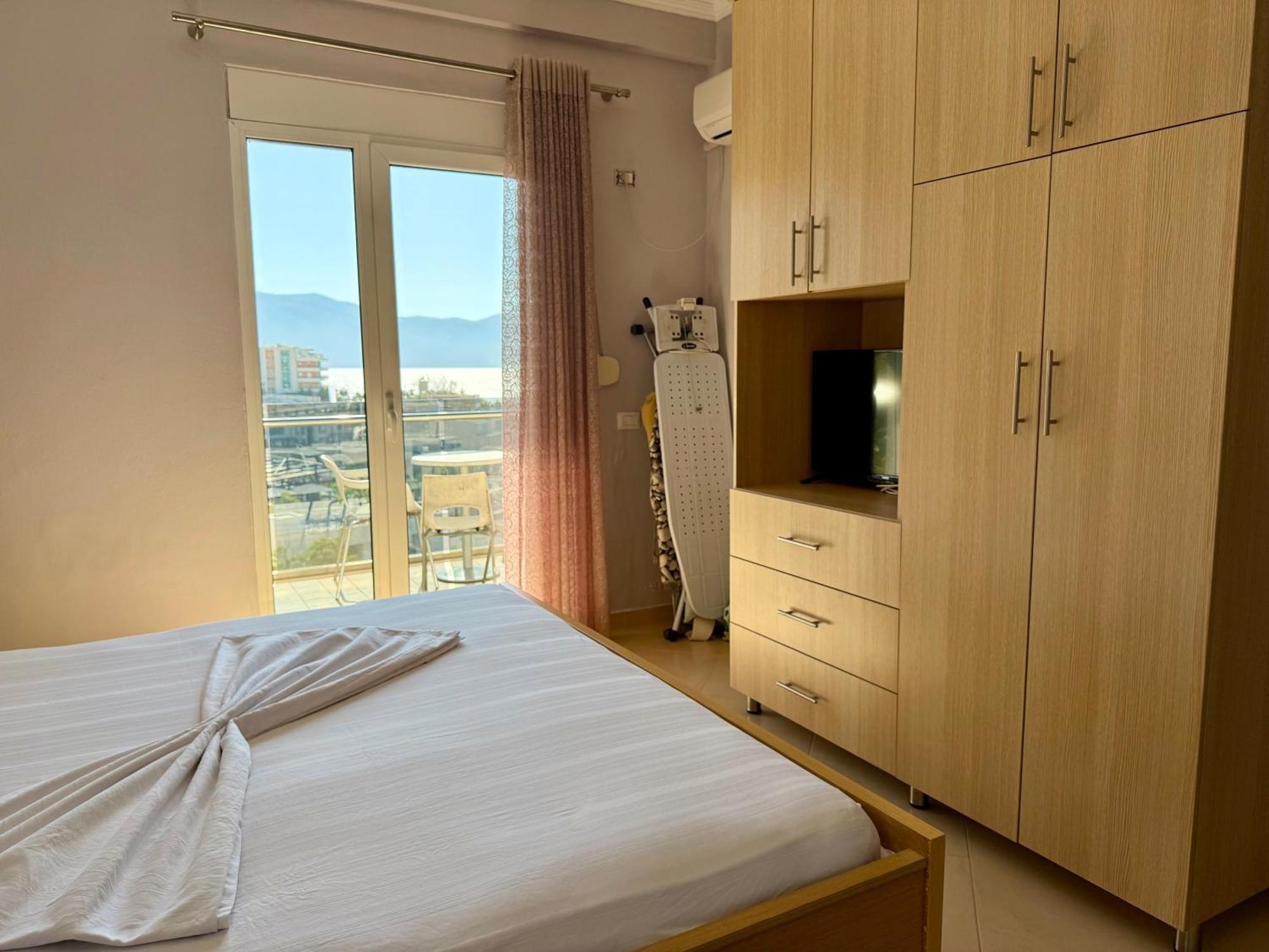 Spectacular Seaview Apartment Vlorë Eksteriør billede